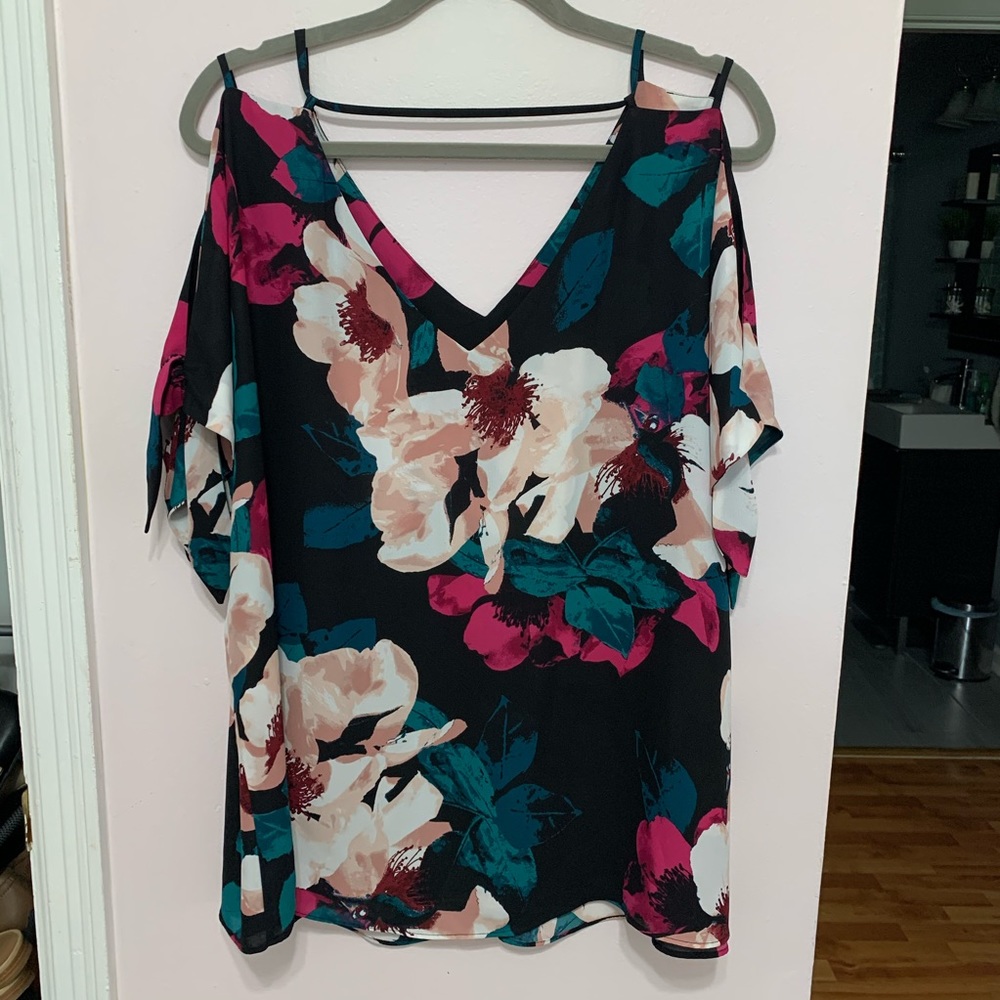 Women’s Floral Blouse